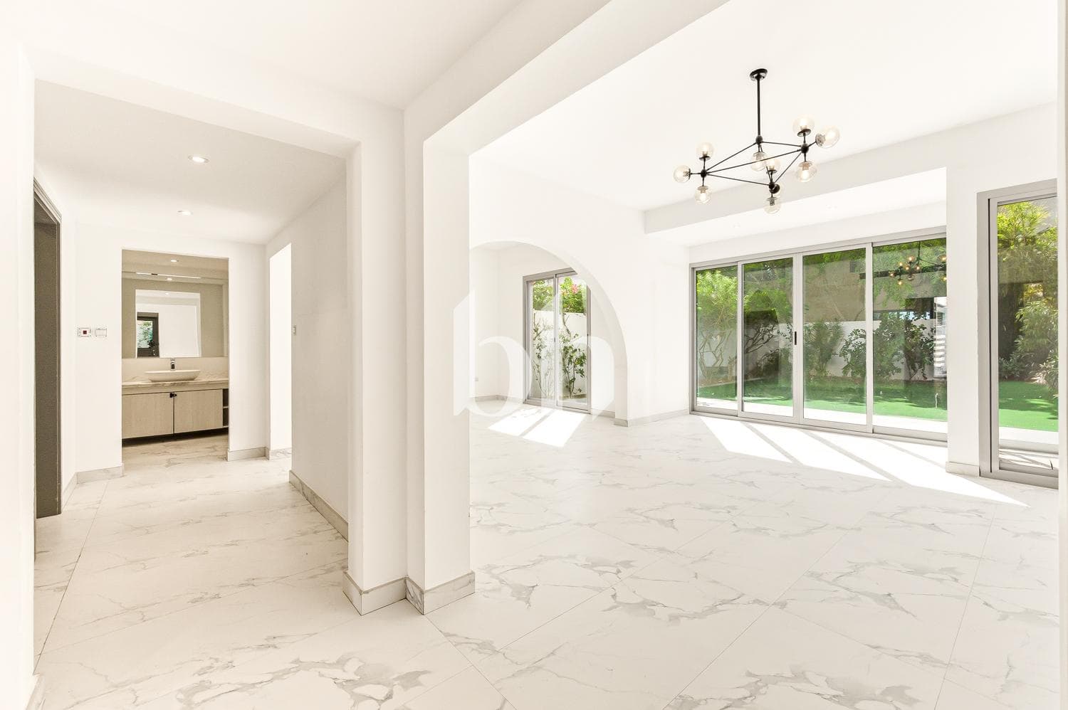 3 Bedroom Villa in Umm Suqeim 3 Villas - photo 2