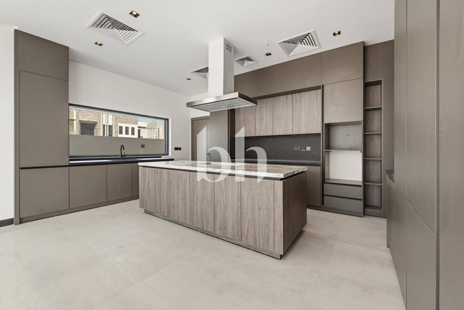 5 Bedroom Villa in West Village