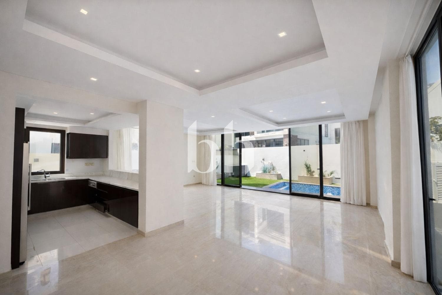 4 Bedrooms Villa in Belair Damac Hills - By Trump Estates - photo 2