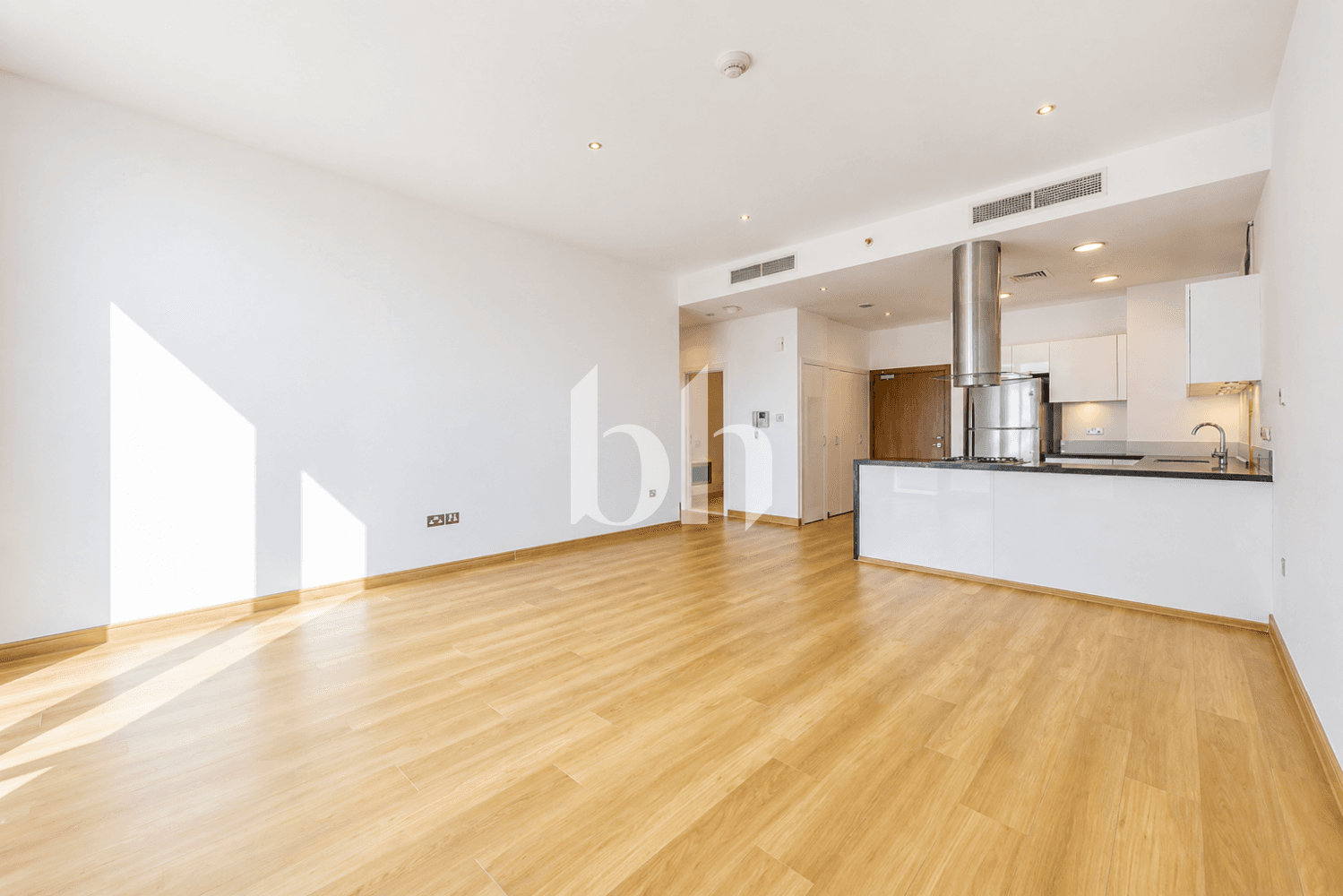 1 Bedroom Apartment in Al Barza - photo 2