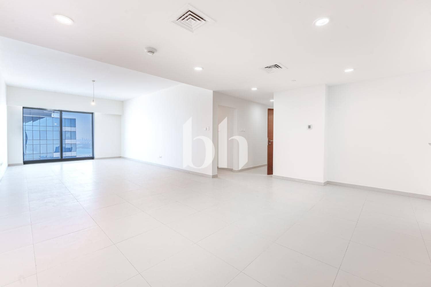 3 Bedroom Apartment in The Gate Tower 1 - photo 2