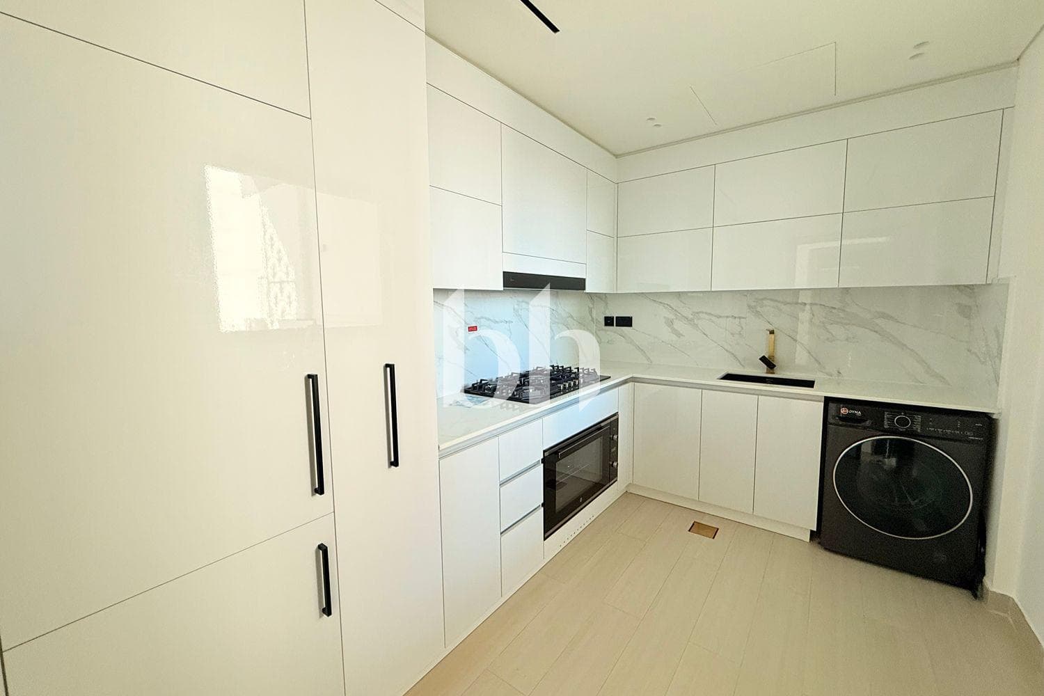 2 Bedroom Apartment in Binghatti Orchid - photo 2