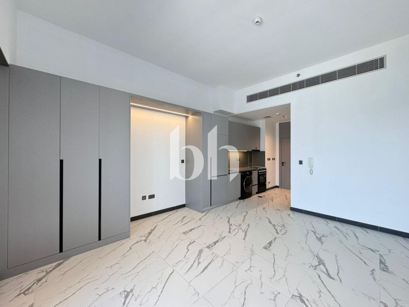 Studio Apartment in MAG Eye - photo 1