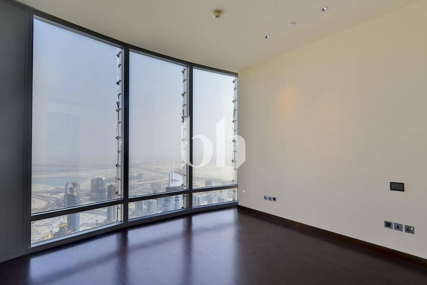 2 Bedroom Apartment in Burj Khalifa Zone 2B - photo 1