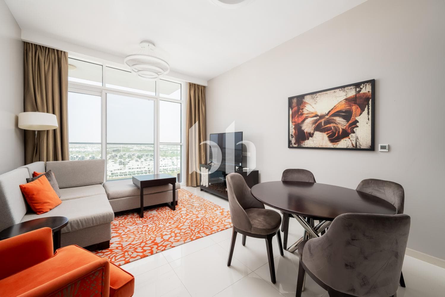 2 Bedroom Apartment in Artesia B