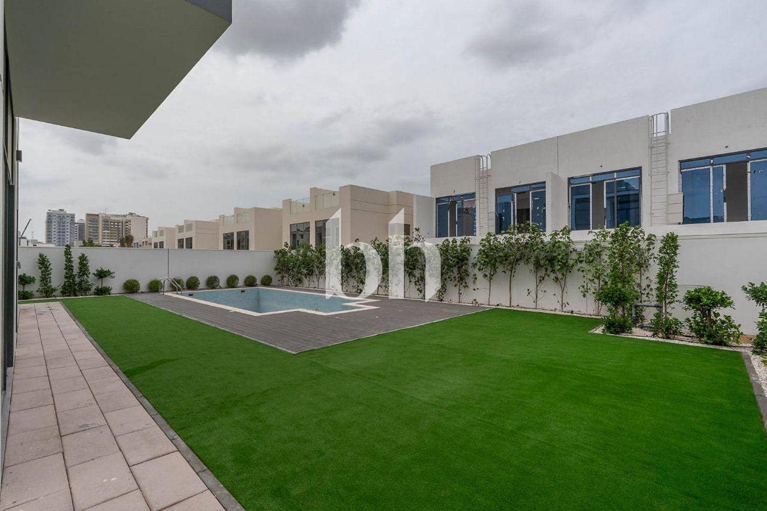 4 Bedroom Villa in Murooj Al Furjan 1 - photo 2