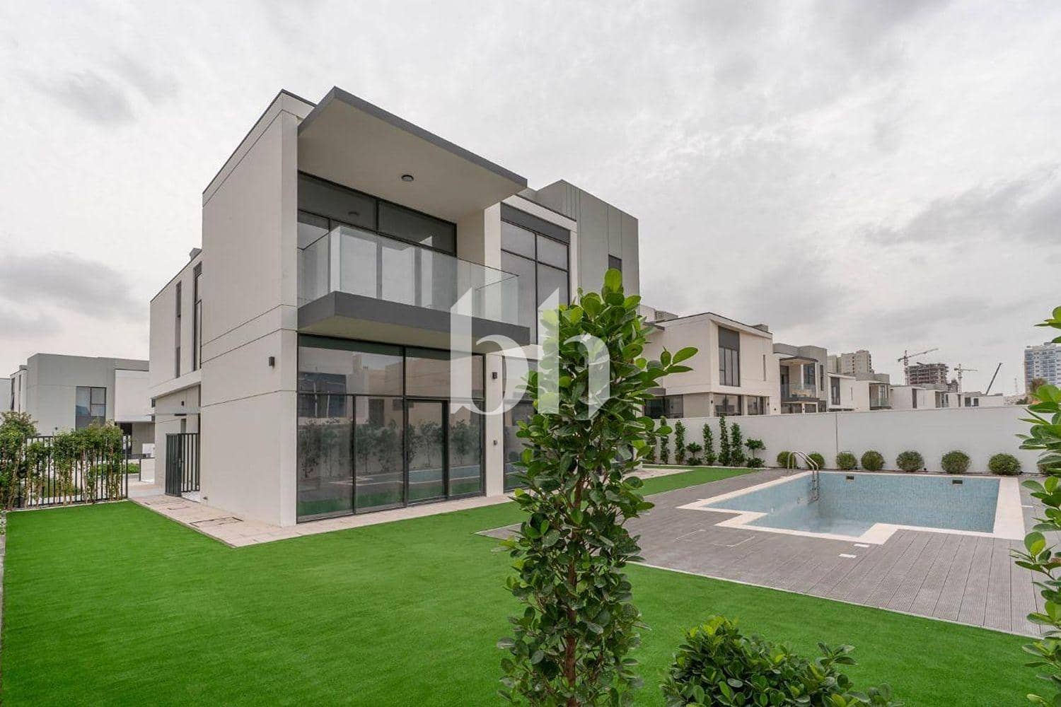 4 Bedroom Villa in Murooj Al Furjan 1 - photo 1