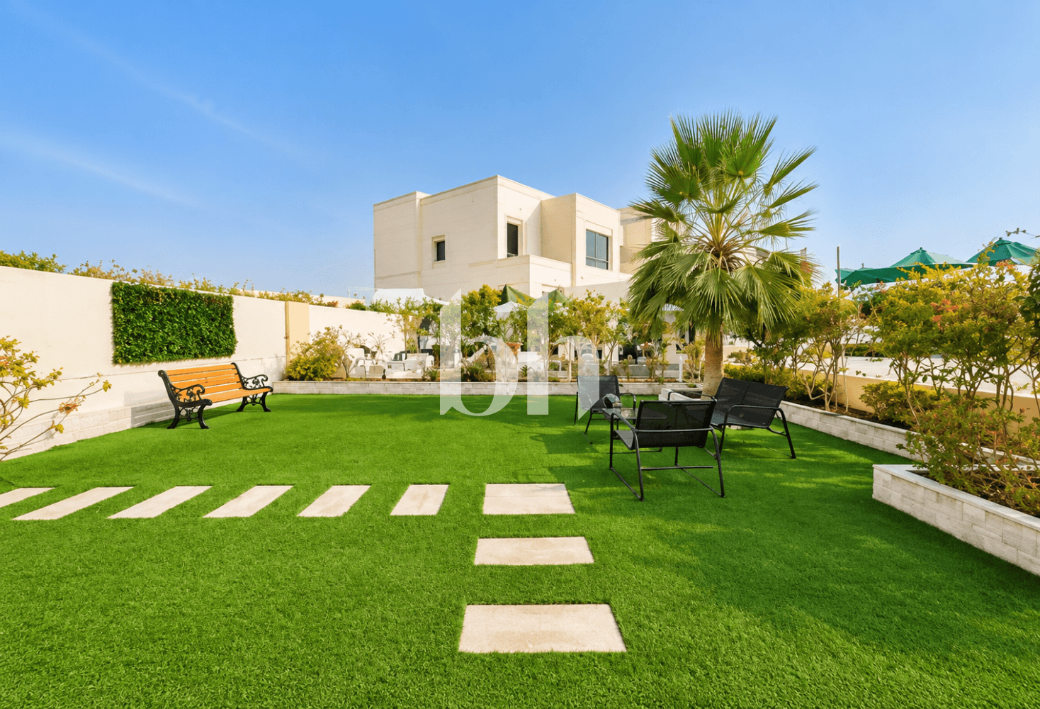 4 Bedroom Townhouse in Naseem Townhouses - photo 1