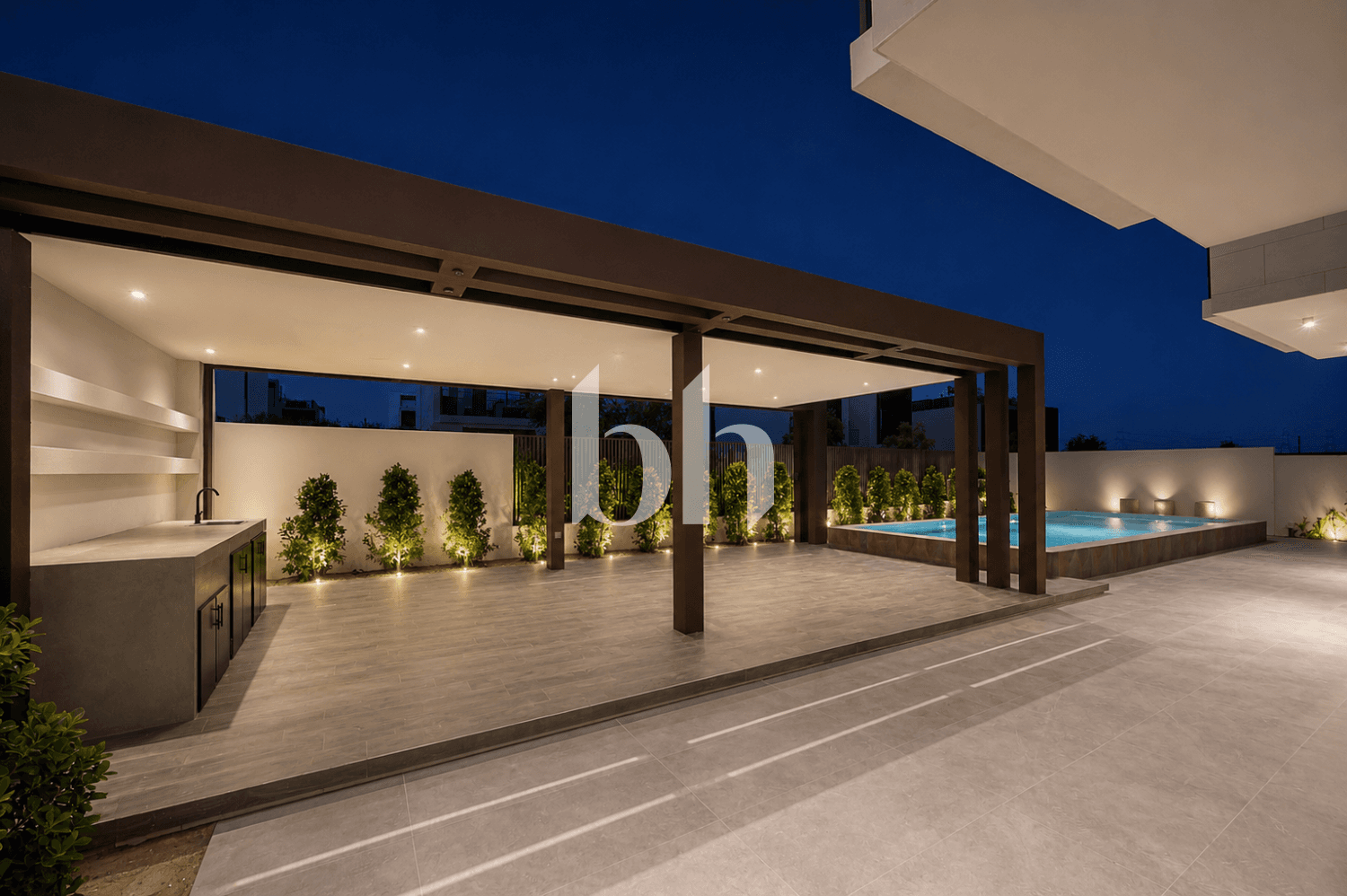 5 Bedroom Villa in Palm Hills - photo 1