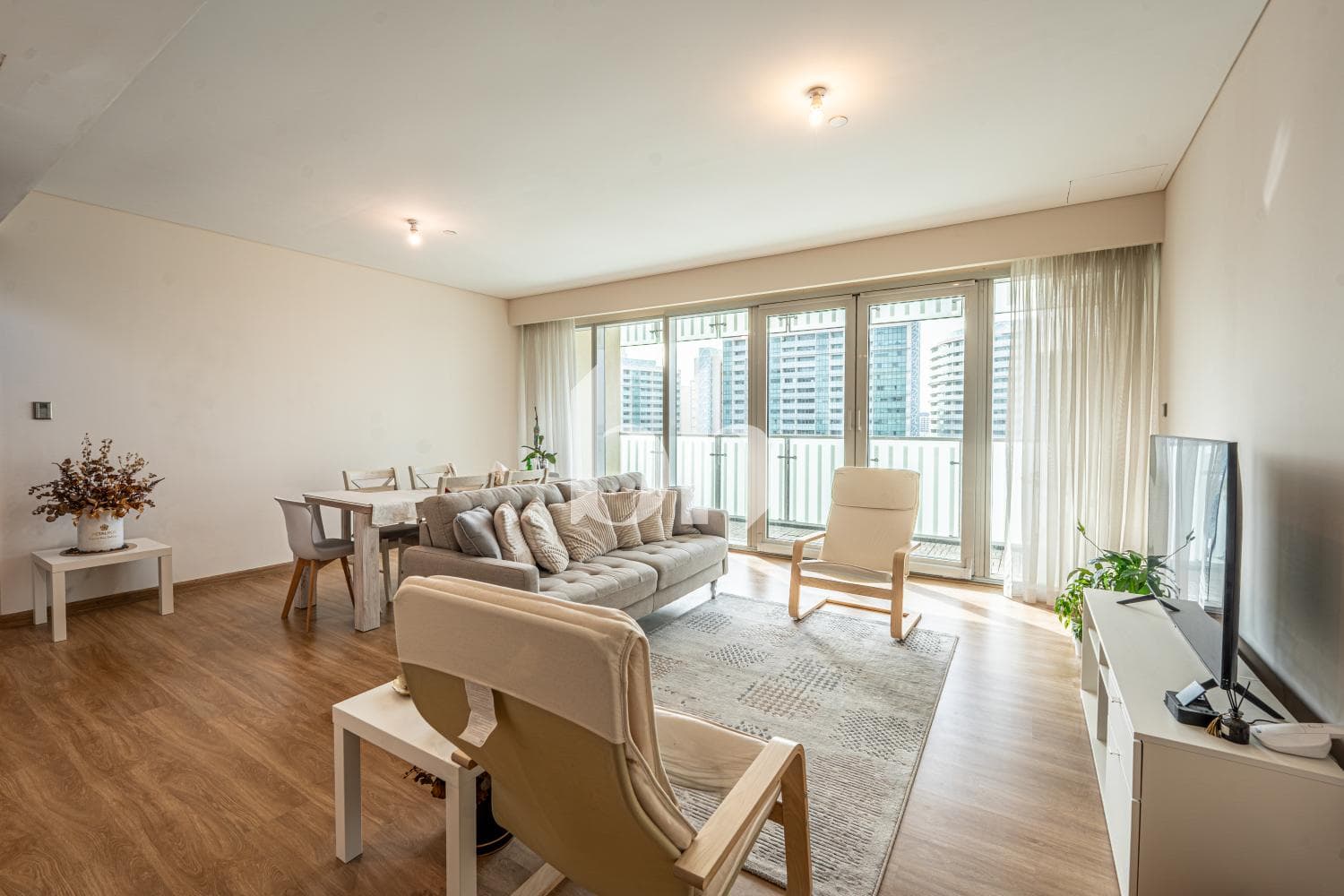 2 Bedroom Apartment in Al Nada 2 - photo 2