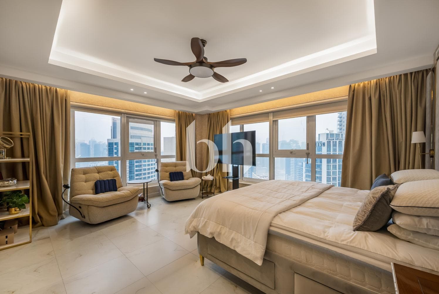 4 Bedroom Apartment in Murjan 5 - photo 1