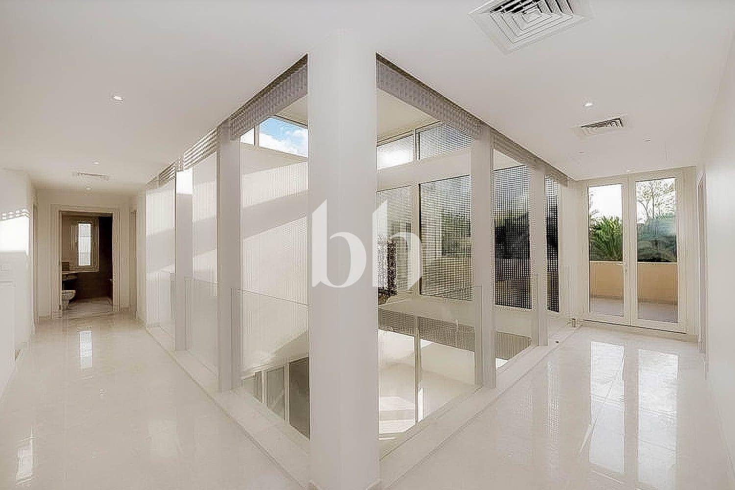 5 Bedroom Villa in Sector E - photo 2
