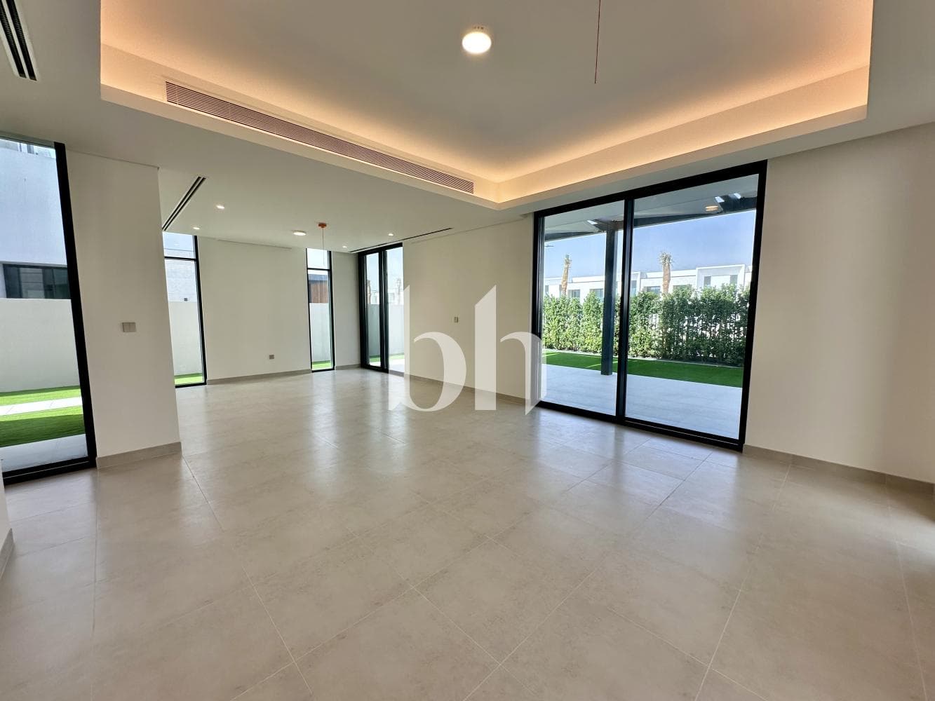 4 Bedroom Villa in Elie Saab 1 - photo 2