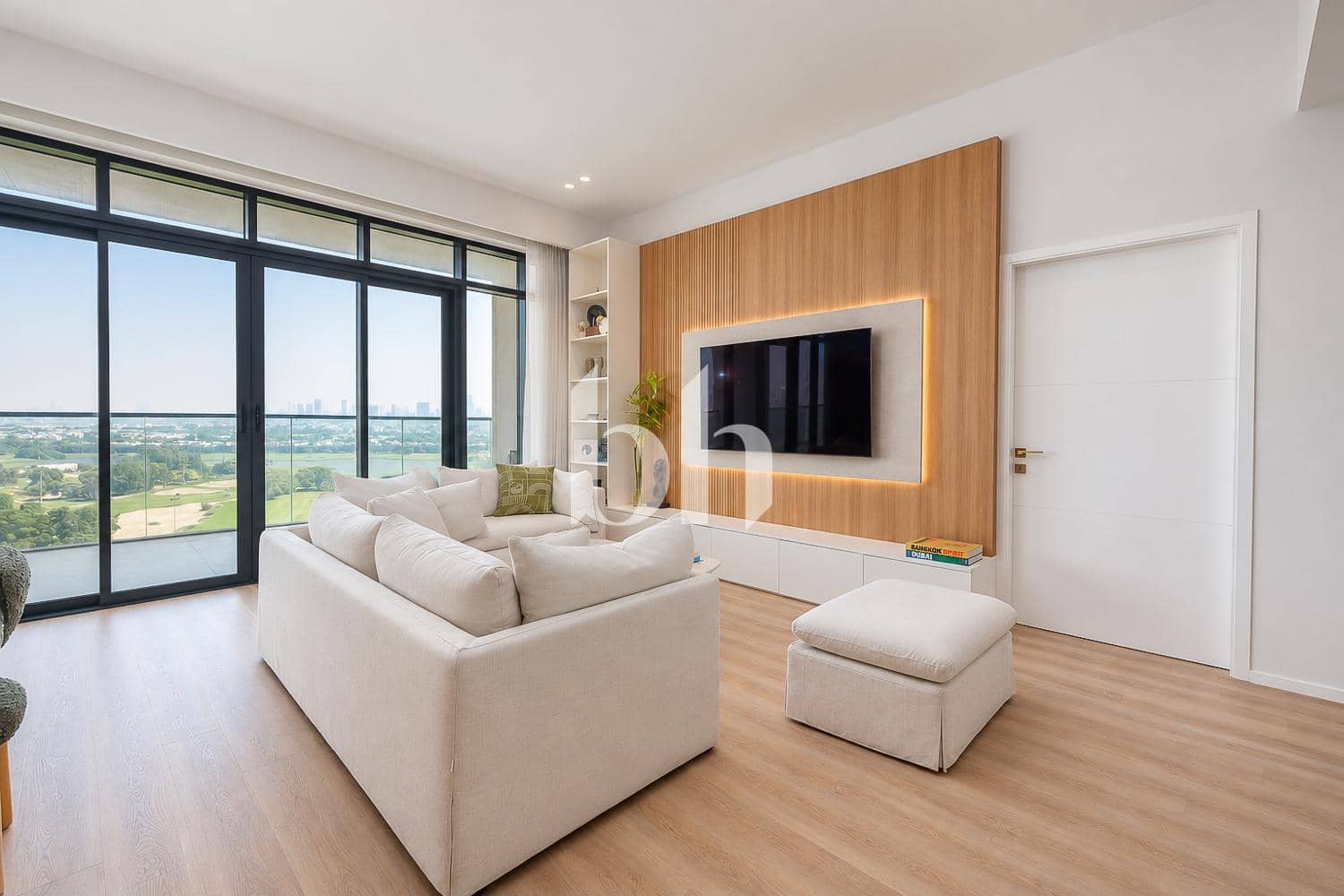3 Bedroom Apartment in Vida Residence 1 - photo 1