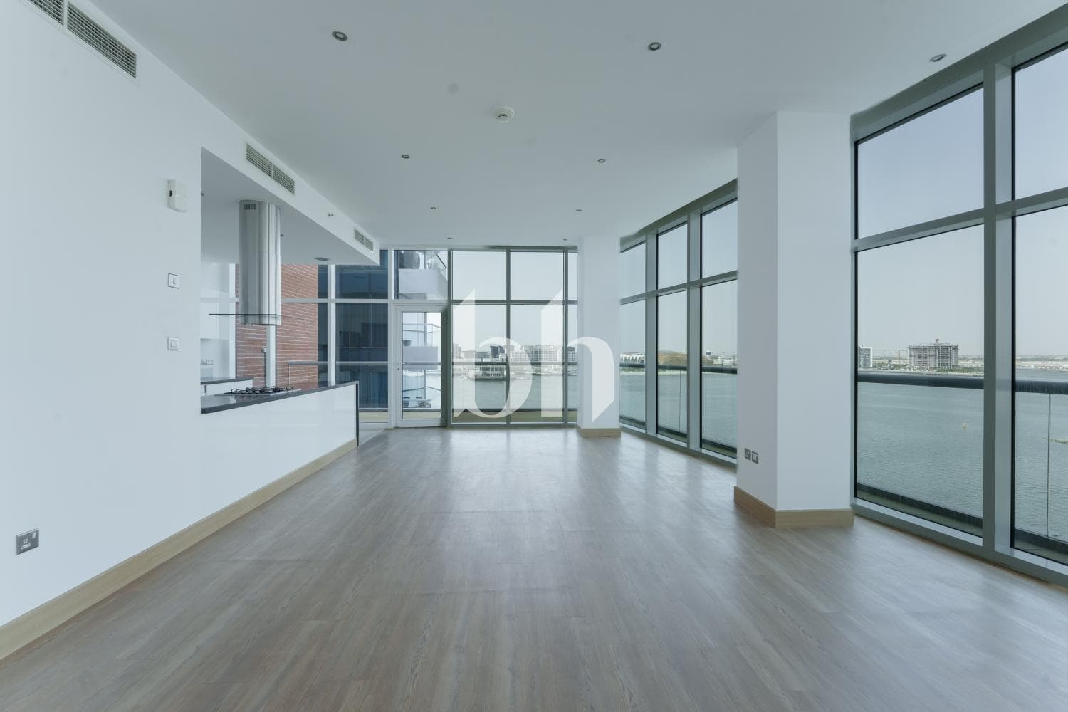 2 Bedroom Apartment in Al Barza - photo 2