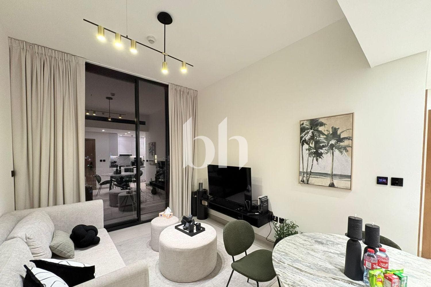 1 Bedroom Apartment in Binghatti House - photo 1