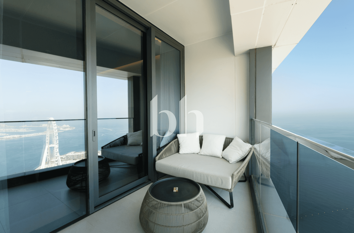 2 Bedroom Apartment in Jumeirah Gate Tower 2 - photo 2