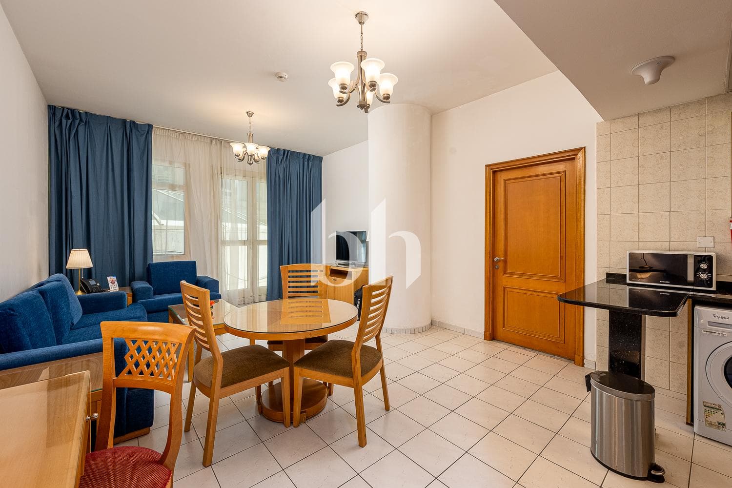 1 Bedroom Apartment in Roda Al Murooj - photo 2