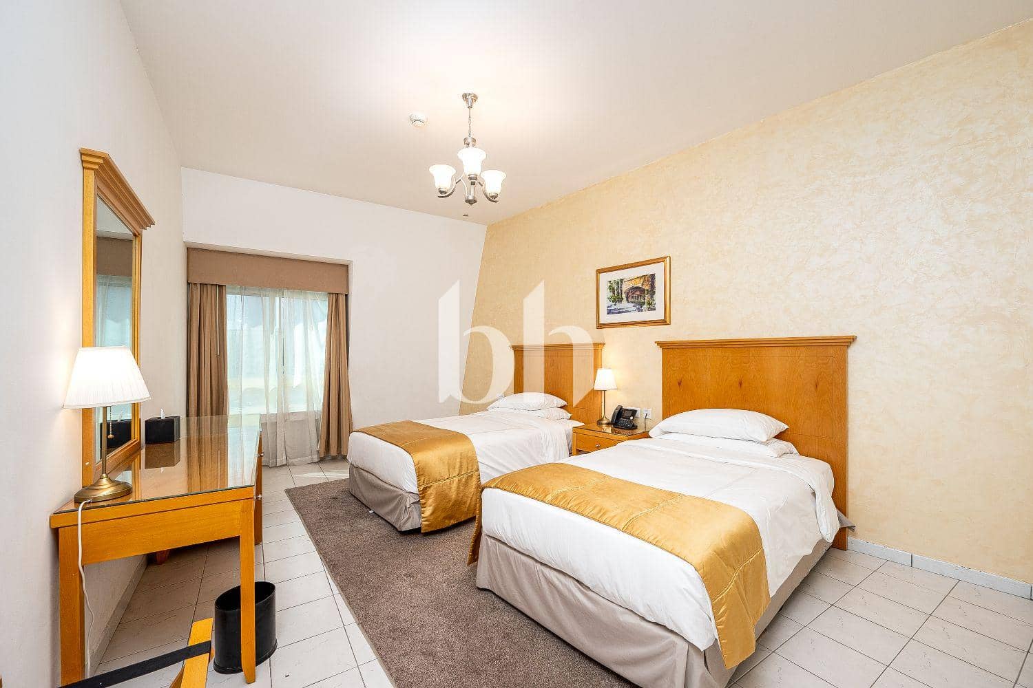 3 Bedroom Apartment in Roda Al Murooj - photo 2