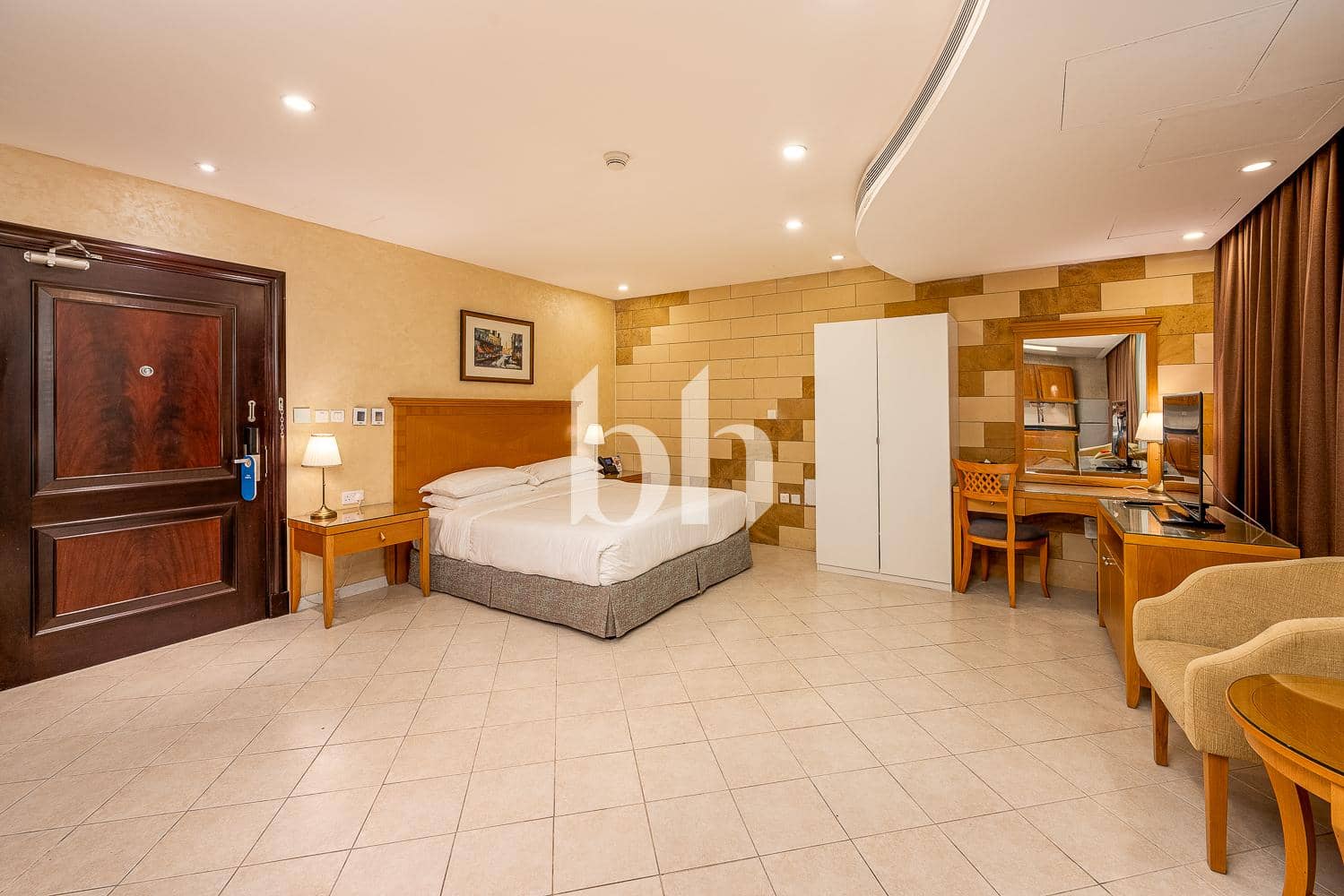 Studio Apartment in Roda Al Murooj - photo 1