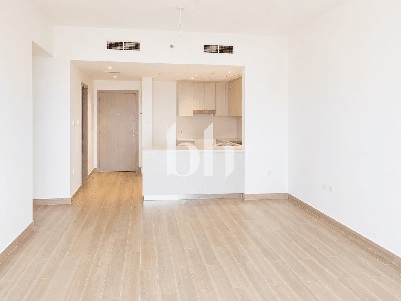 2 Bedroom Apartment in Waters Edge - photo 2