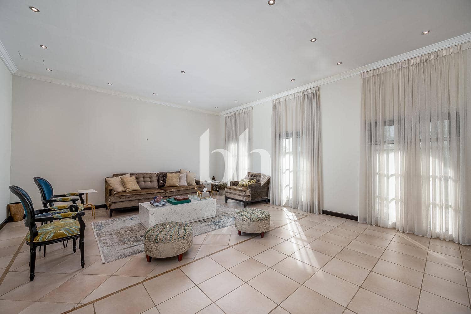 4 Bedroom Villa in The Centro - photo 2