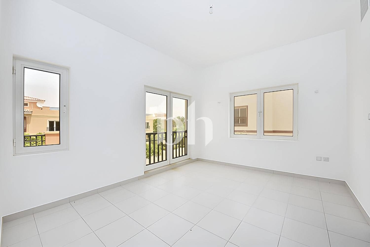 5 Bedroom Villa in The Aldea - photo 1
