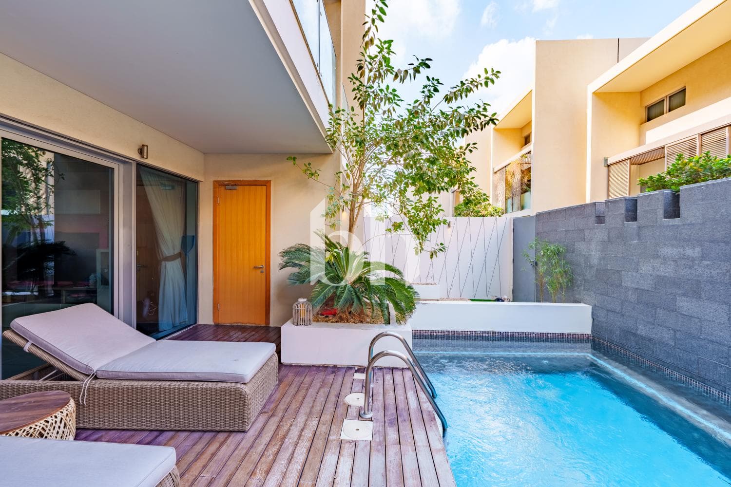 4 Bedroom Townhouse in Al Muneera Townhouses-Mainland - photo 2