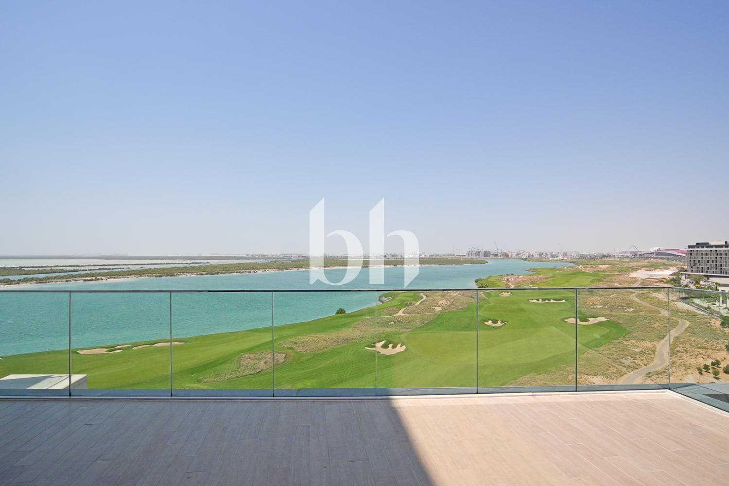 4 Bedrooms Apartment in Mayan 3