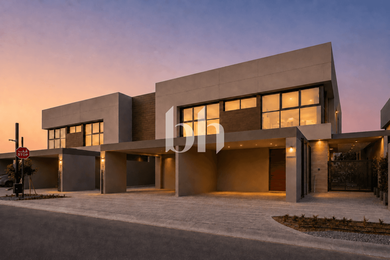 3 Bedroom Townhouse in California Residence