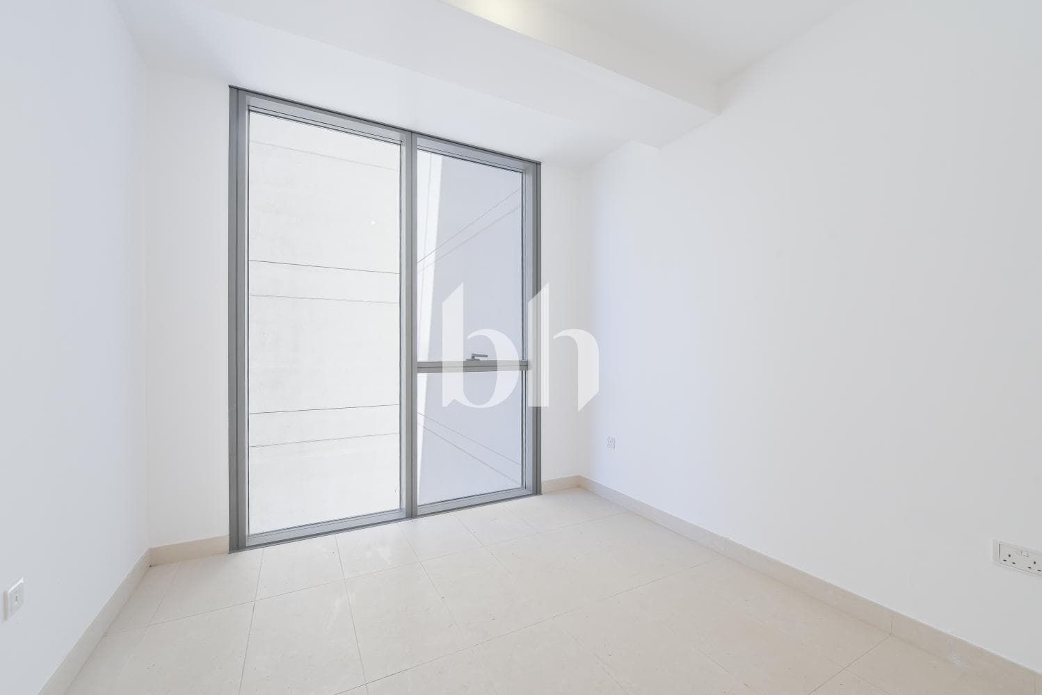 1 Bedroom Apartment in Building B - photo 2