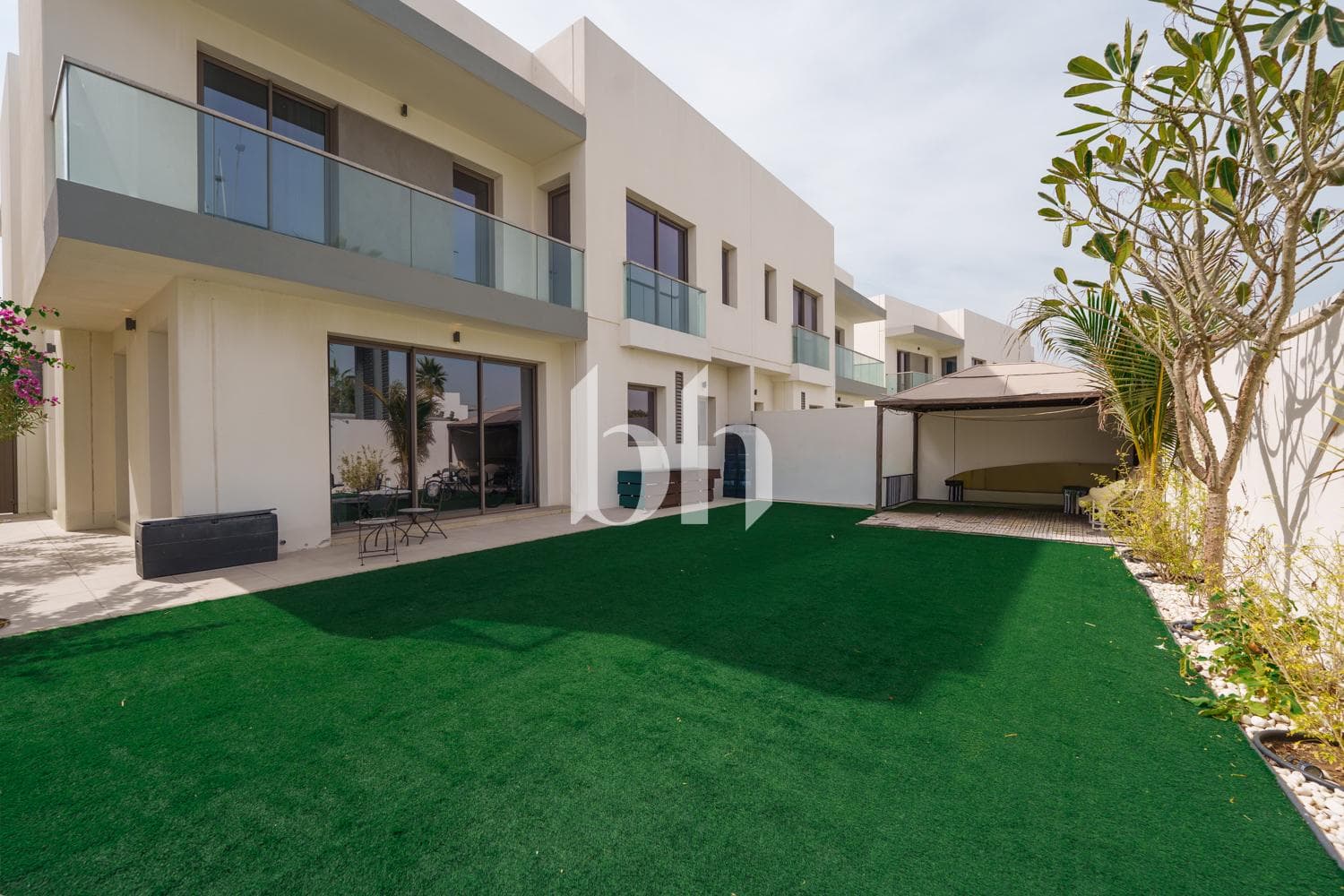 4 Bedroom Villa in Redwoods