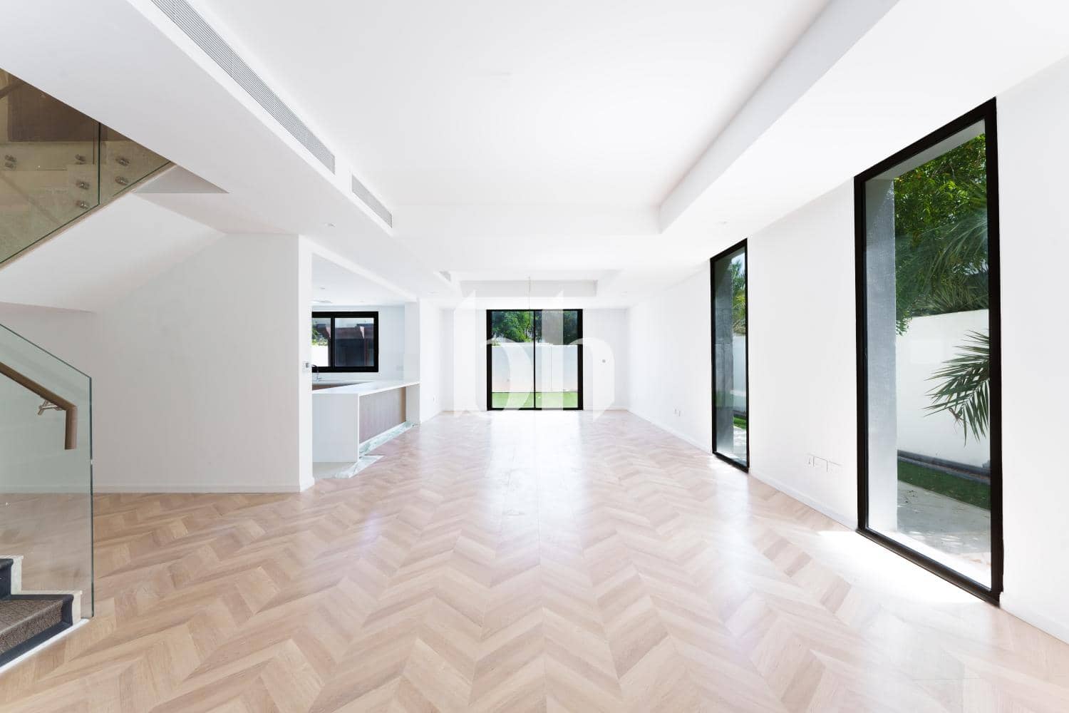 4 Bedroom Villa in Aspens - photo 1