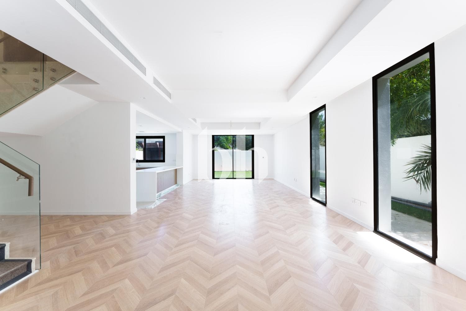 4 Bedroom Villa in Aspens - photo 1