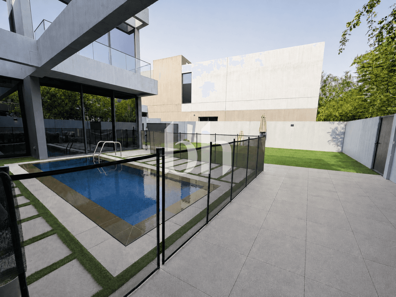4 Bedroom Villa in Sendian - photo 1