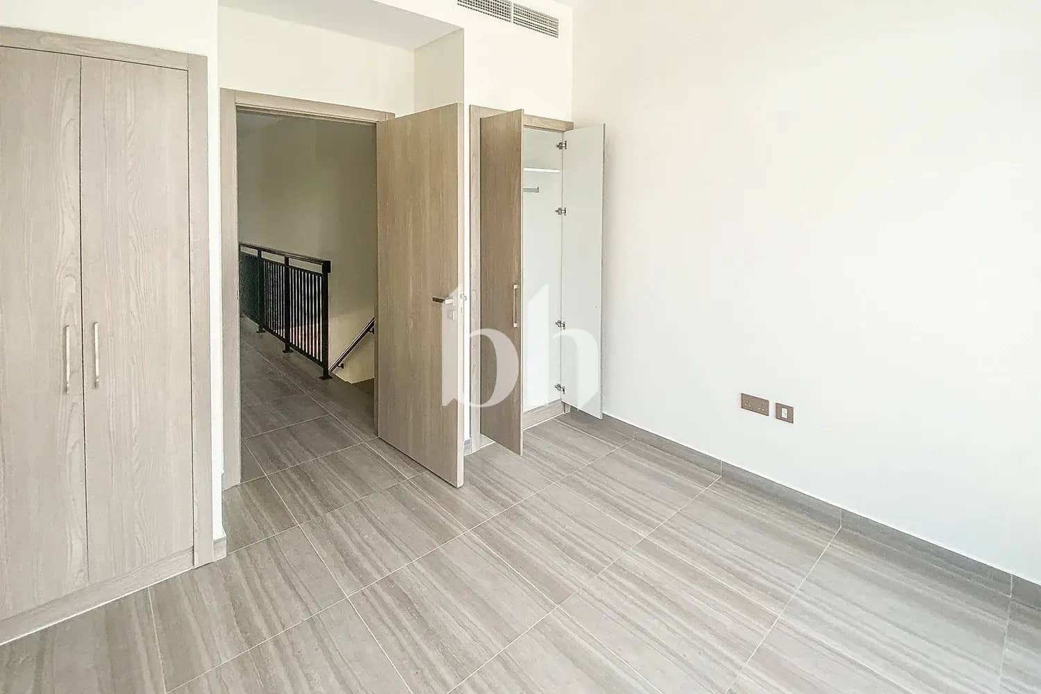 4 Bedroom Townhouse in Park Residences 4 - photo 2