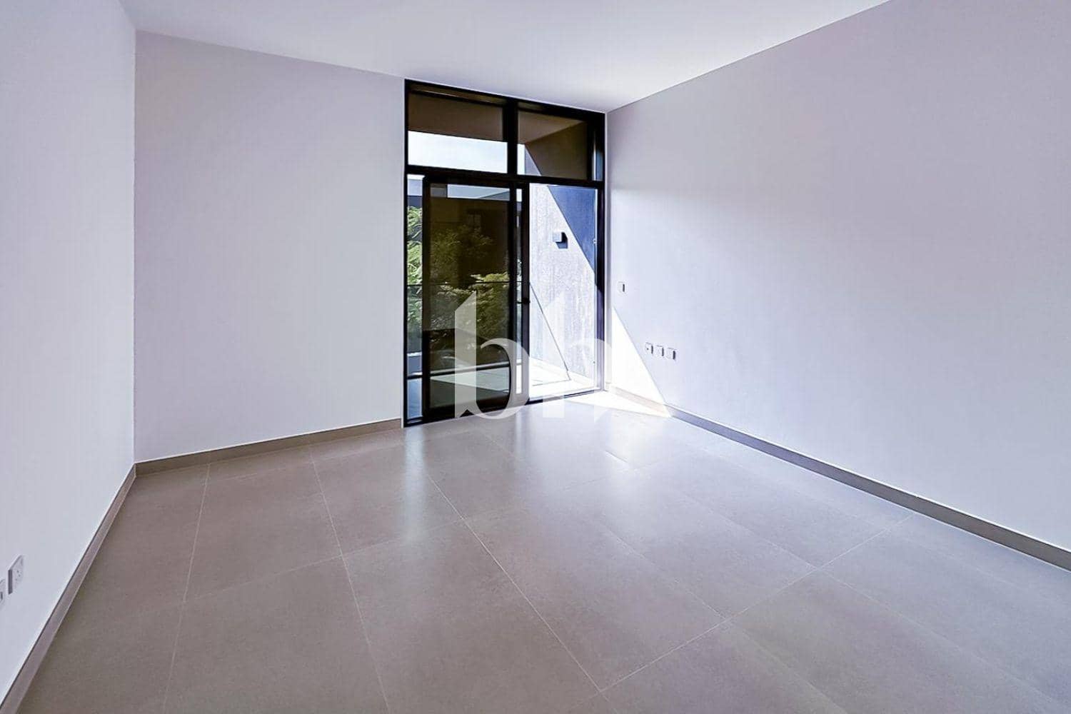 4 Bedroom Townhouse in Robinia - photo 1
