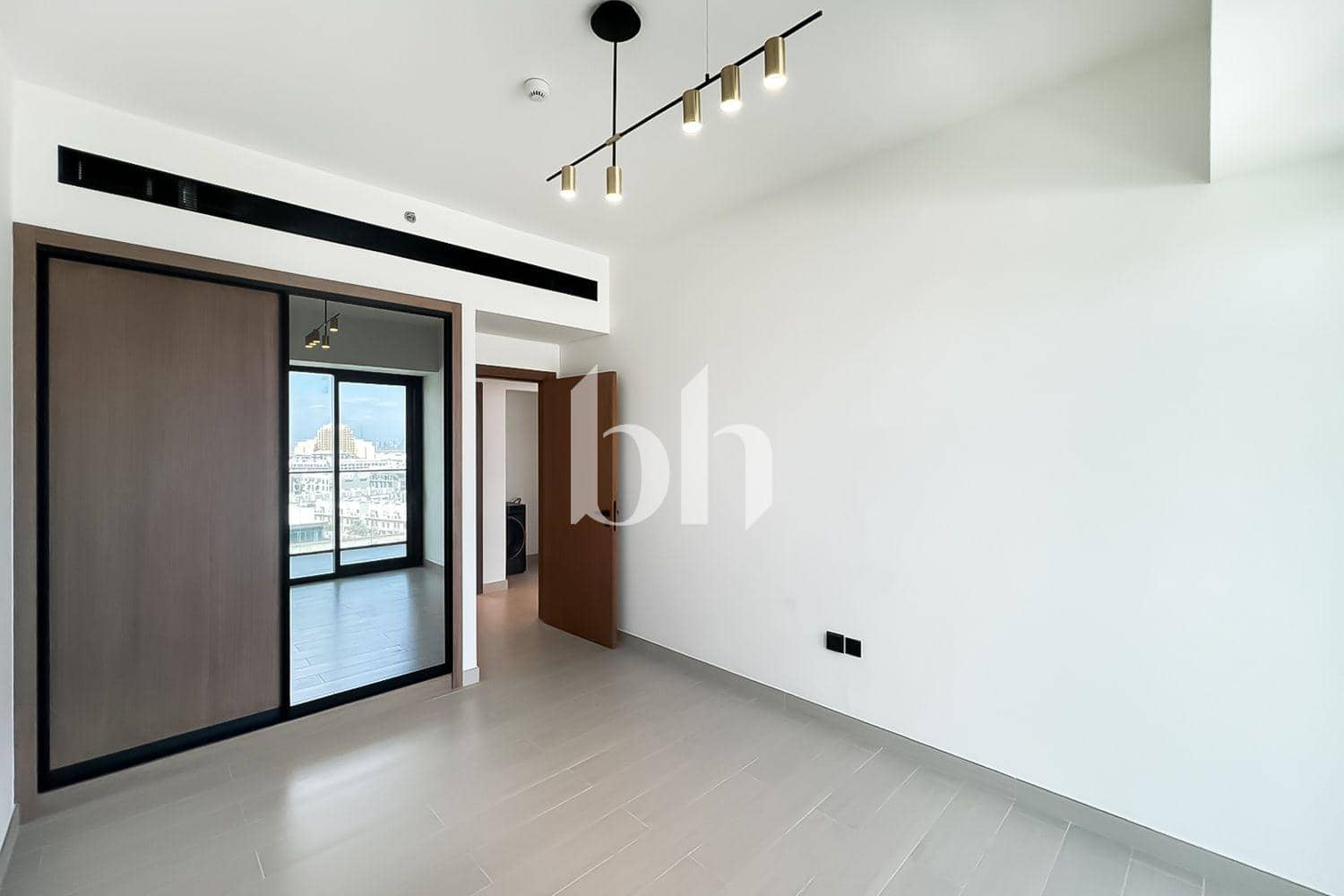 2 Bedroom Apartment in Binghatti Orchid - photo 2