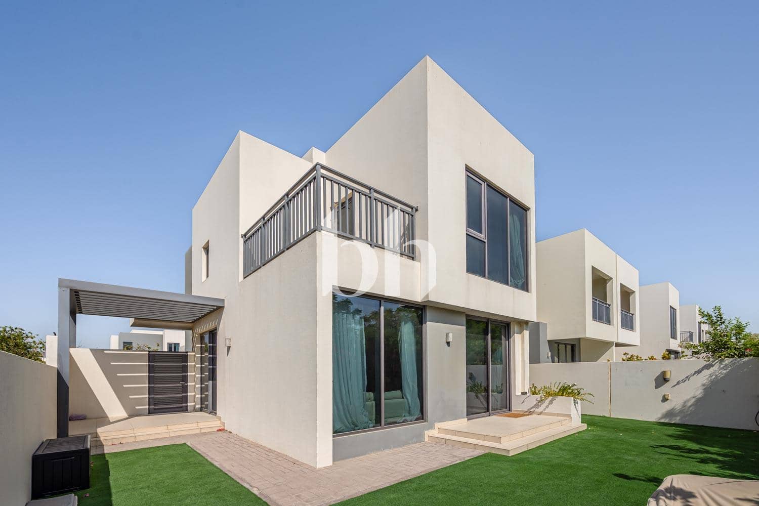 4 Bedroom Townhouse in Maple 3