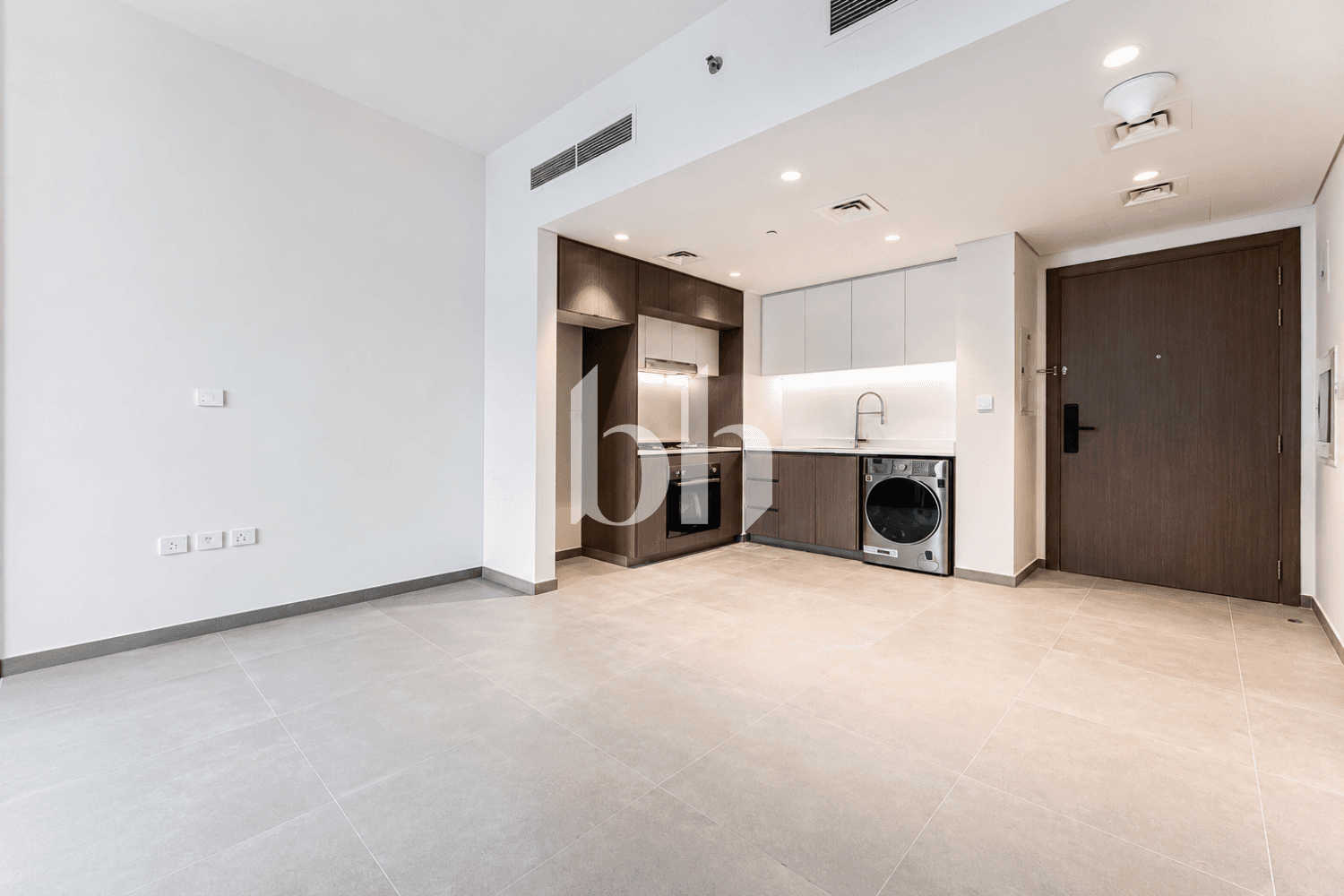 1 Bedroom Apartment in The Boulevard 2