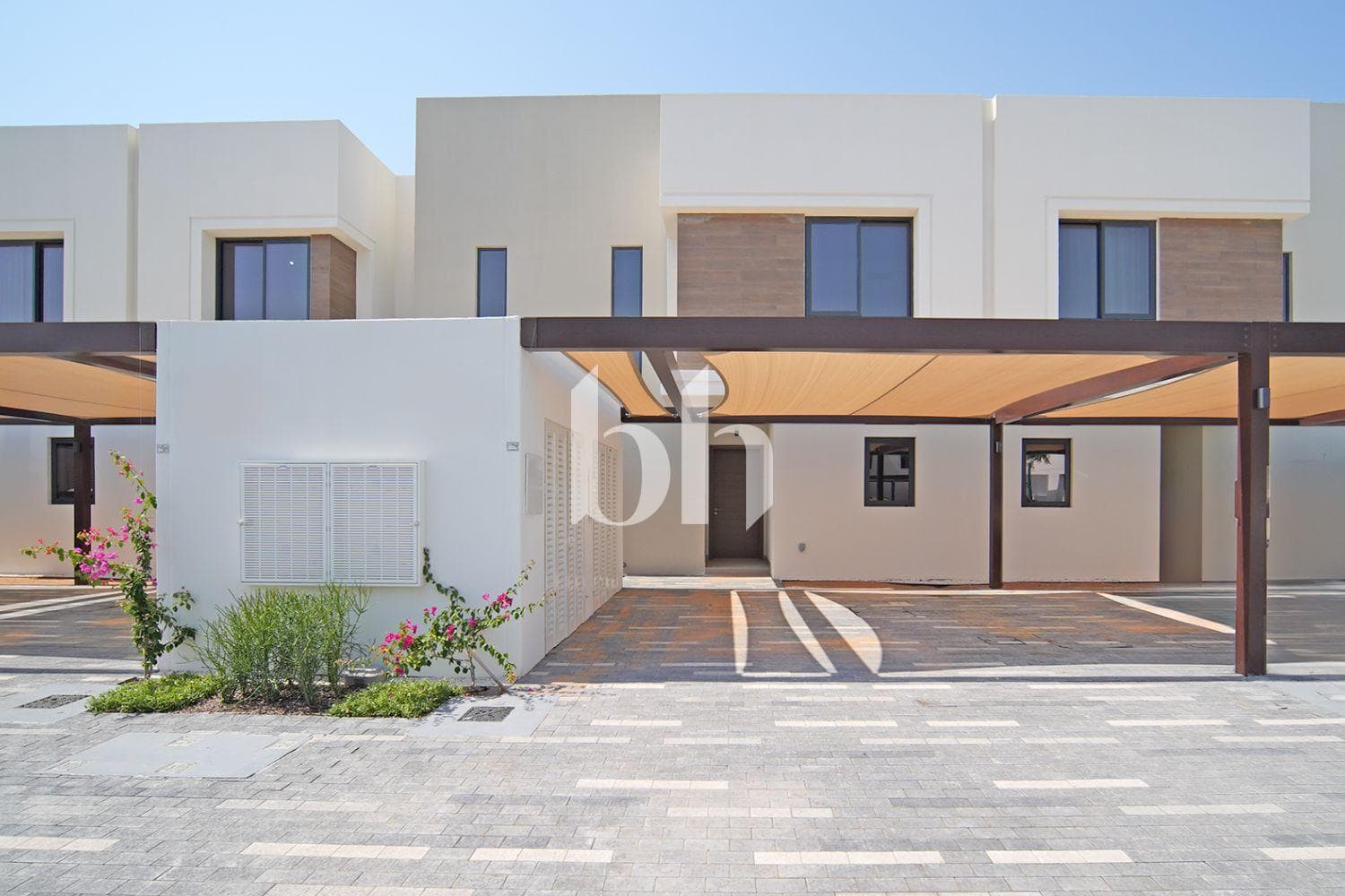3 Bedroom Townhouse in Noya Viva