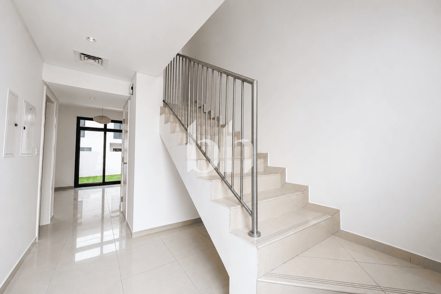 3 Bedroom Townhouse in Nasma Residence - photo 2