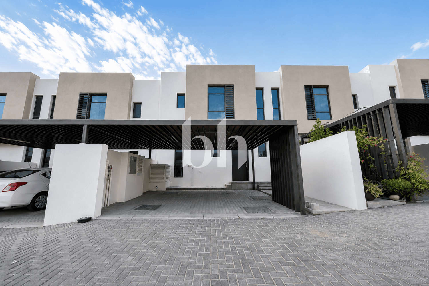 3 Bedroom Townhouse in Nasma Residence - photo 1