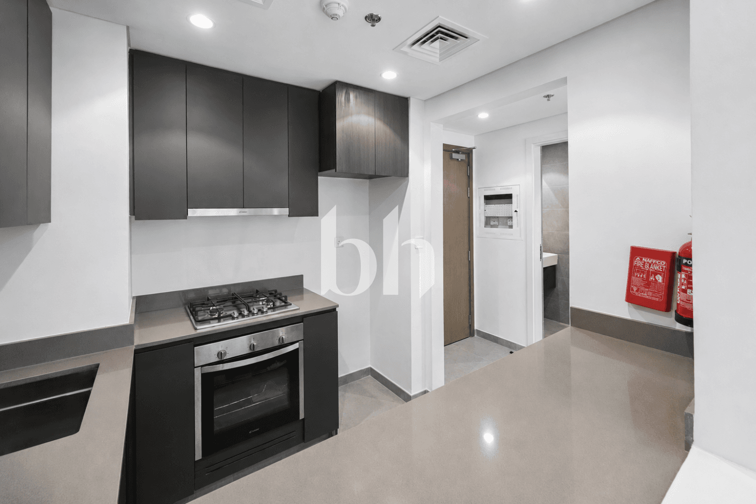 1 Bedroom Apartment in Tiraz