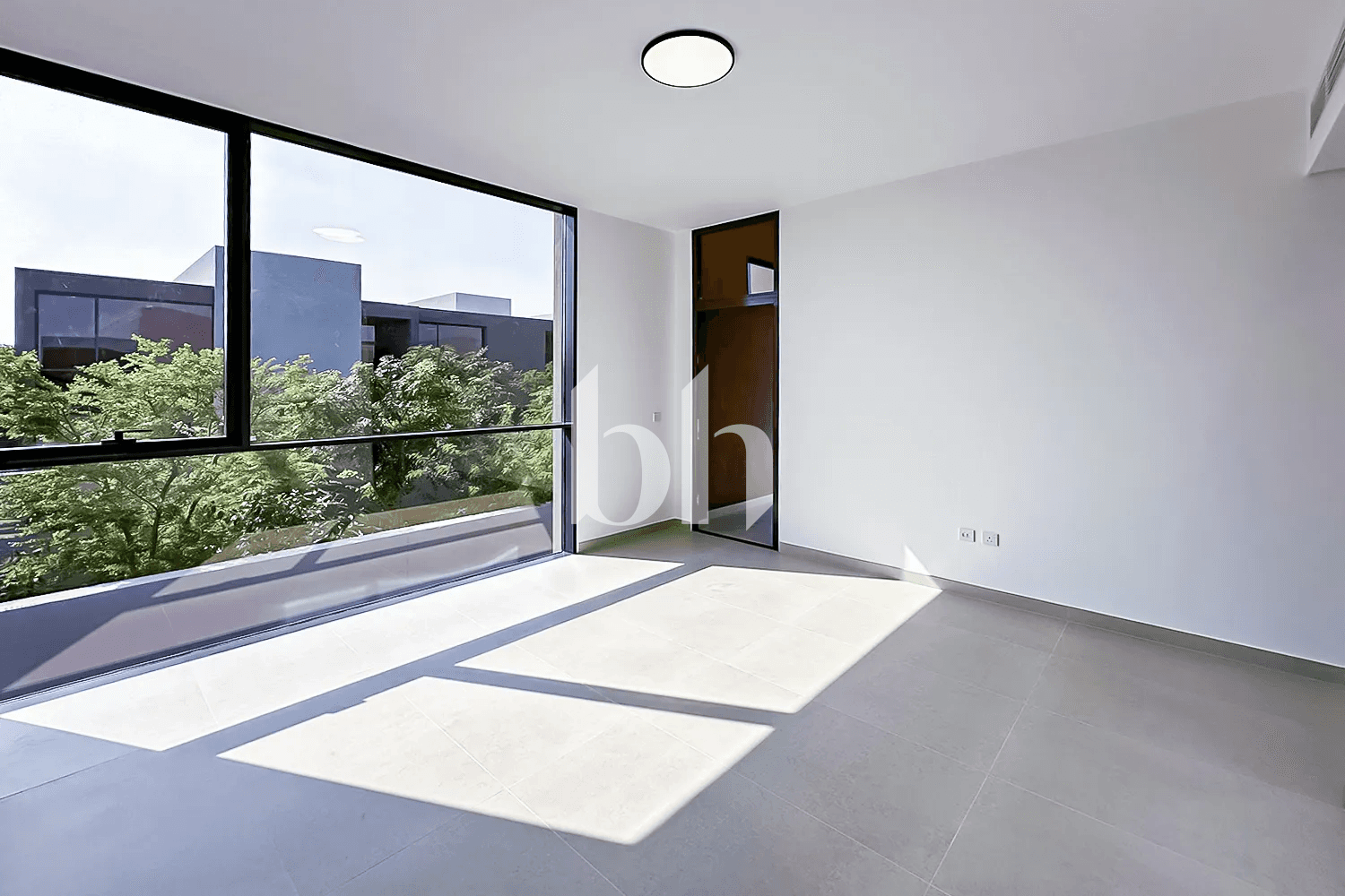 4 Bedroom Townhouse in Azalea - photo 1