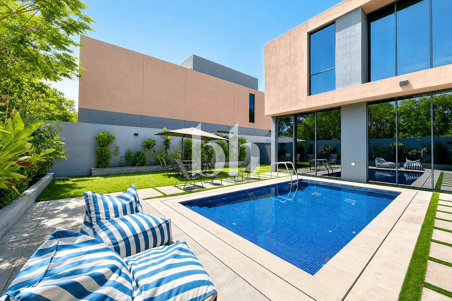 4 Bedroom Villa in Robinia