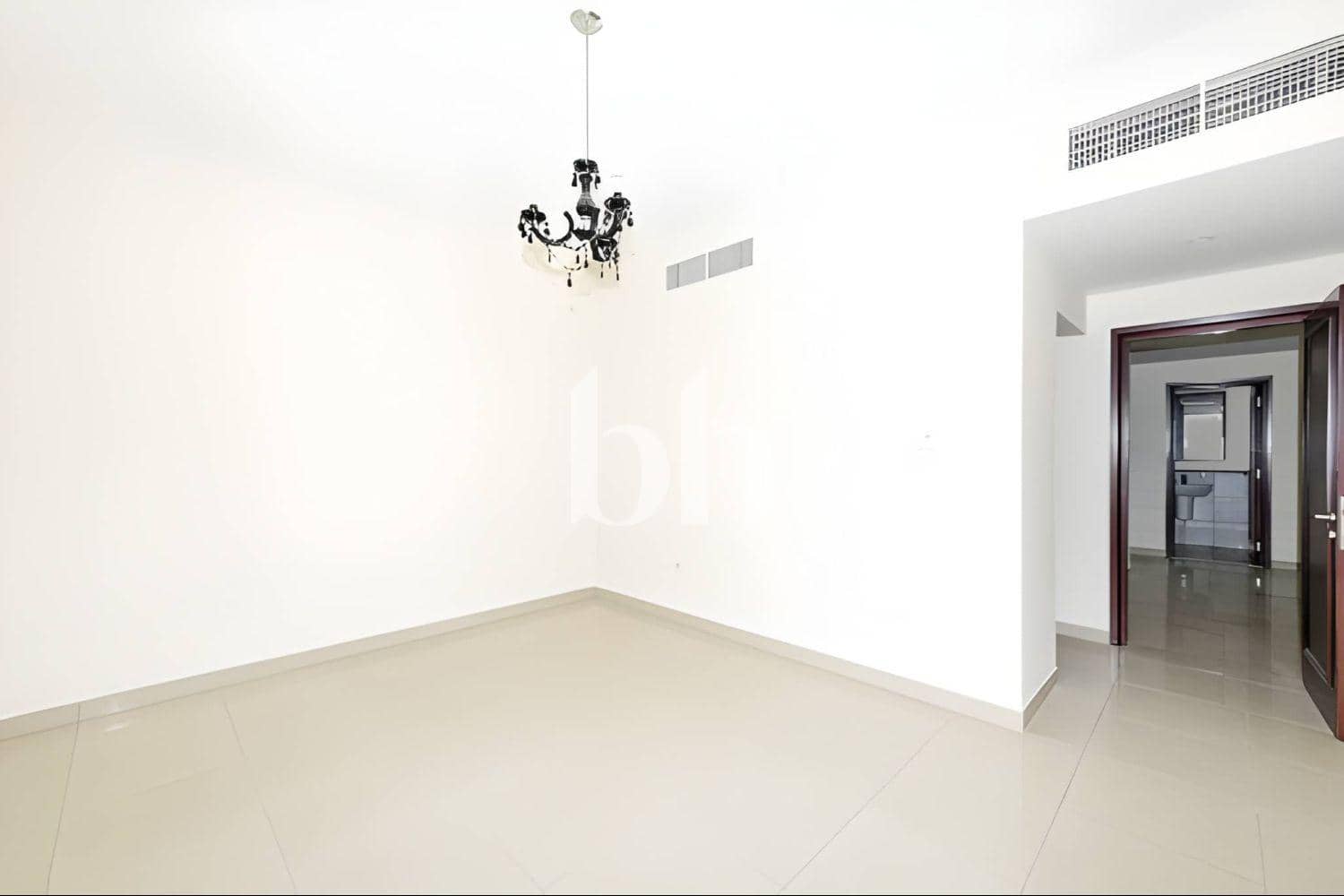 2 Bedroom Apartment in Arno A