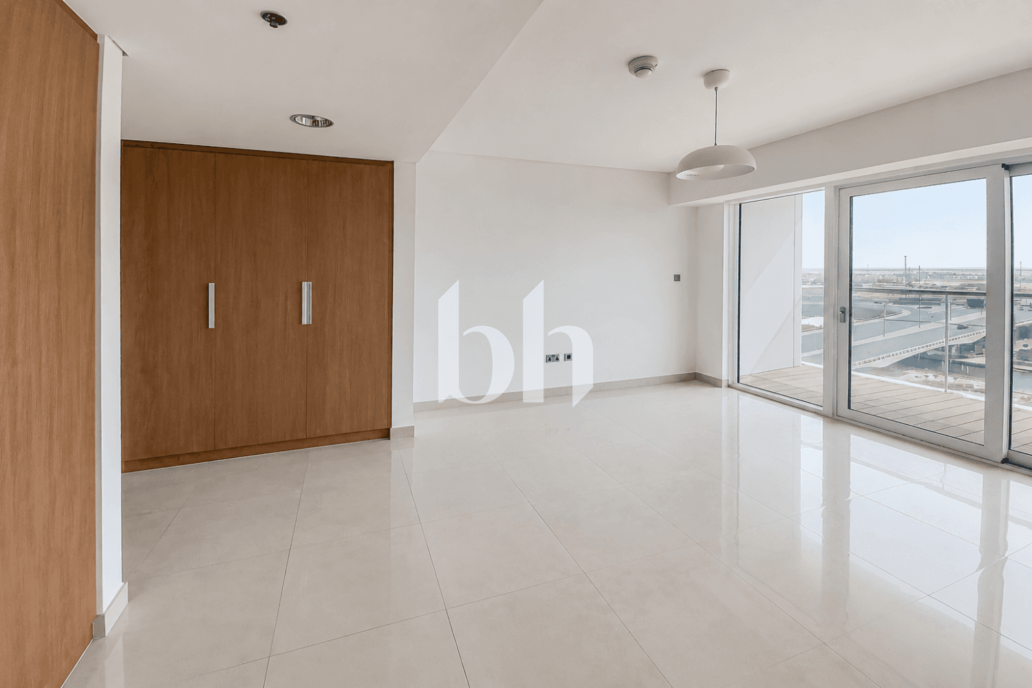 2 Bedroom Apartment in Al Hadeel - photo 2