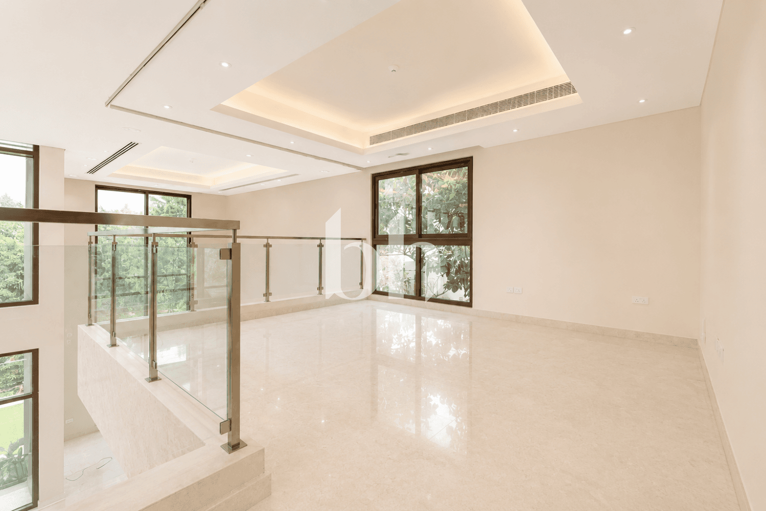 6 Bedroom Villa in Grand Views