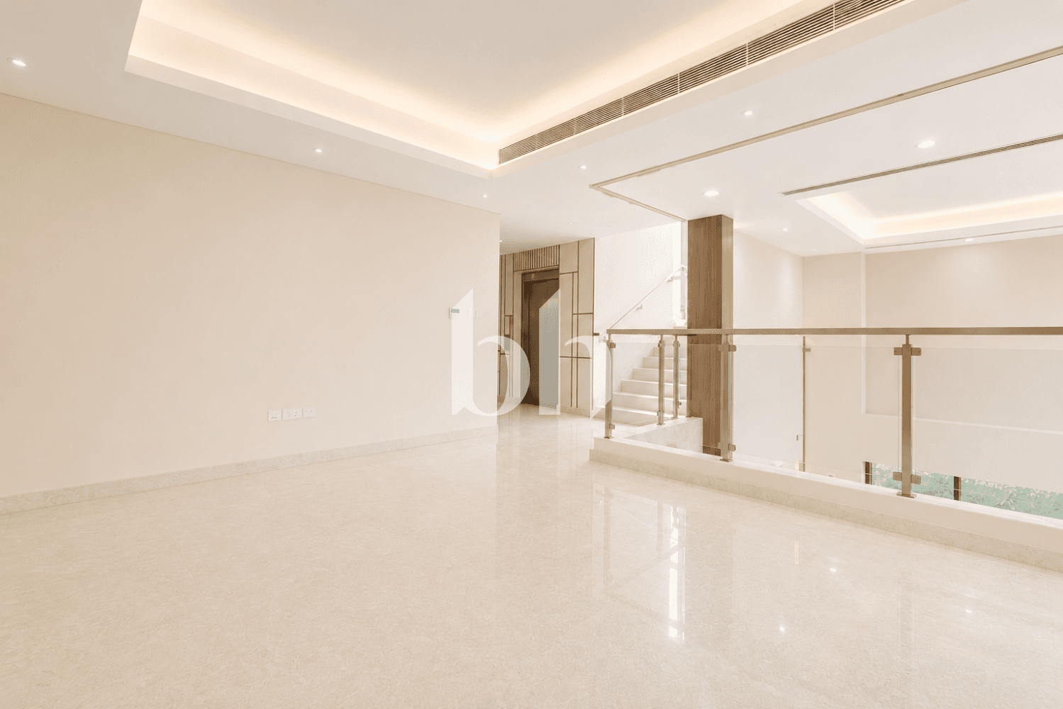6 Bedroom Villa in Grand Views - photo 2